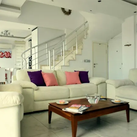View - 4 Bedroom With Private Pool Villa *